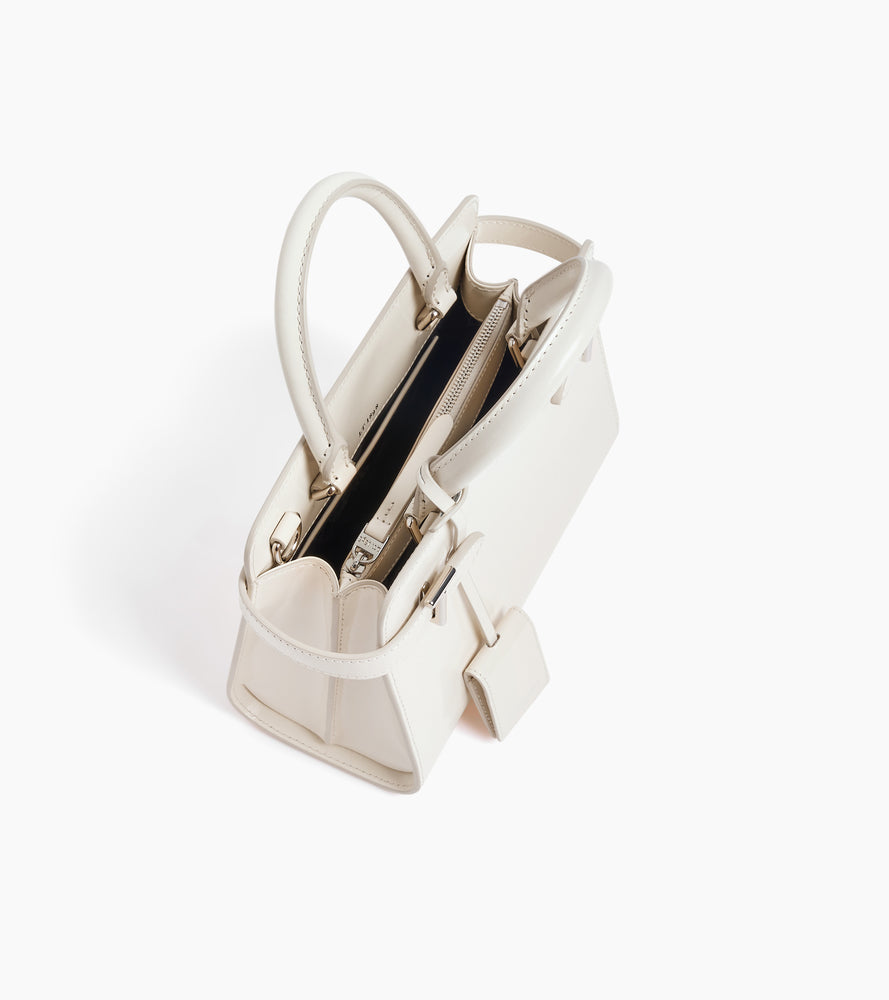 Emilie small handbag in patent leather