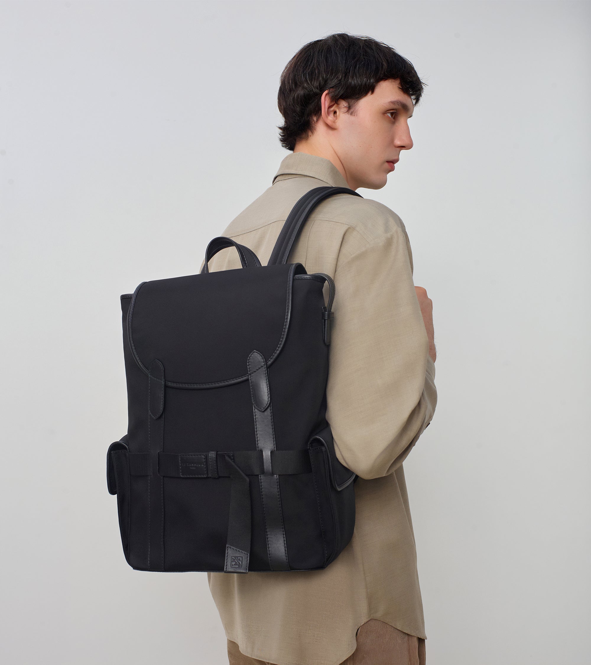 Noah flap backpack in nylon canvas