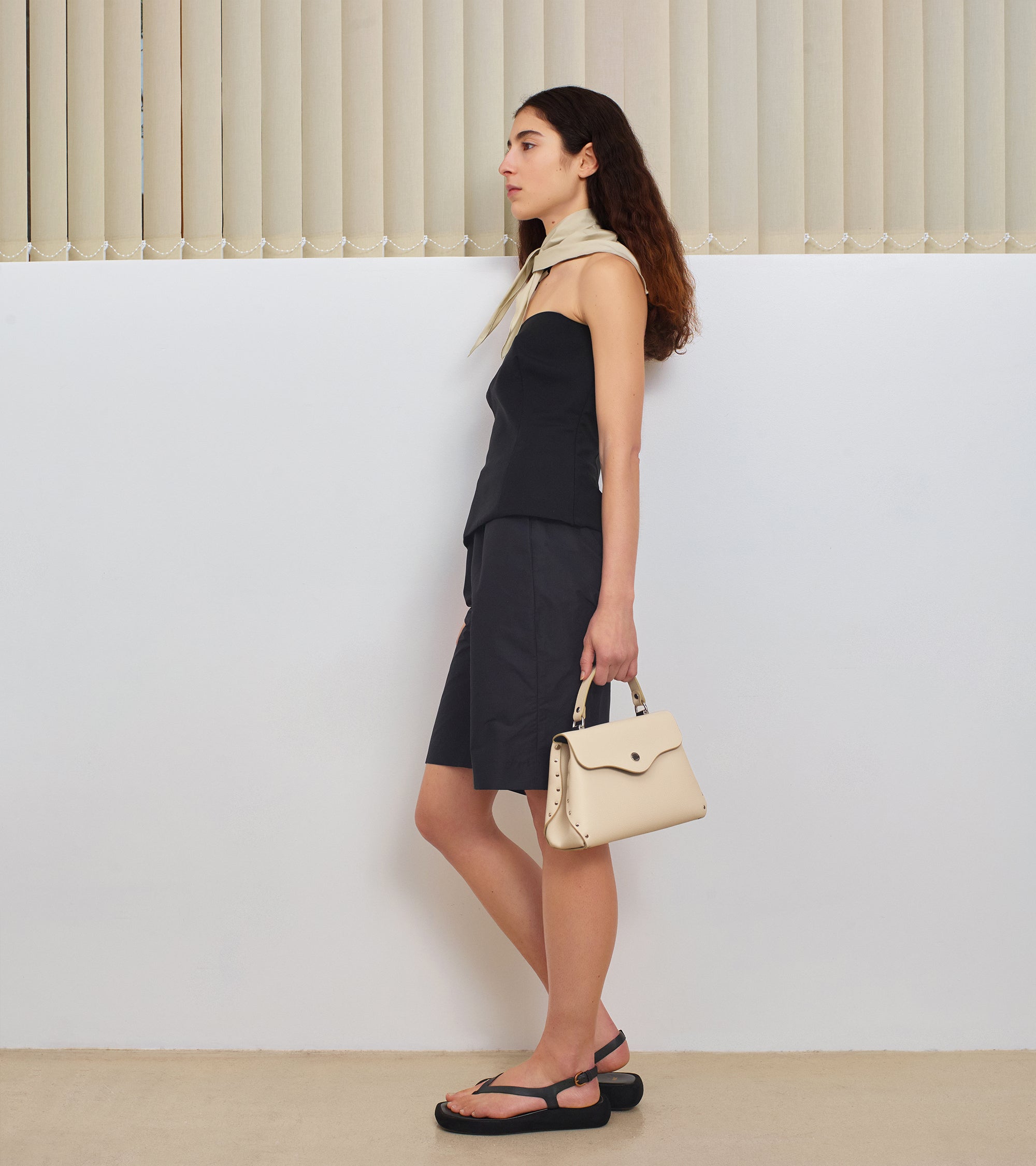 Sans Couture small handbag in grained goat leather