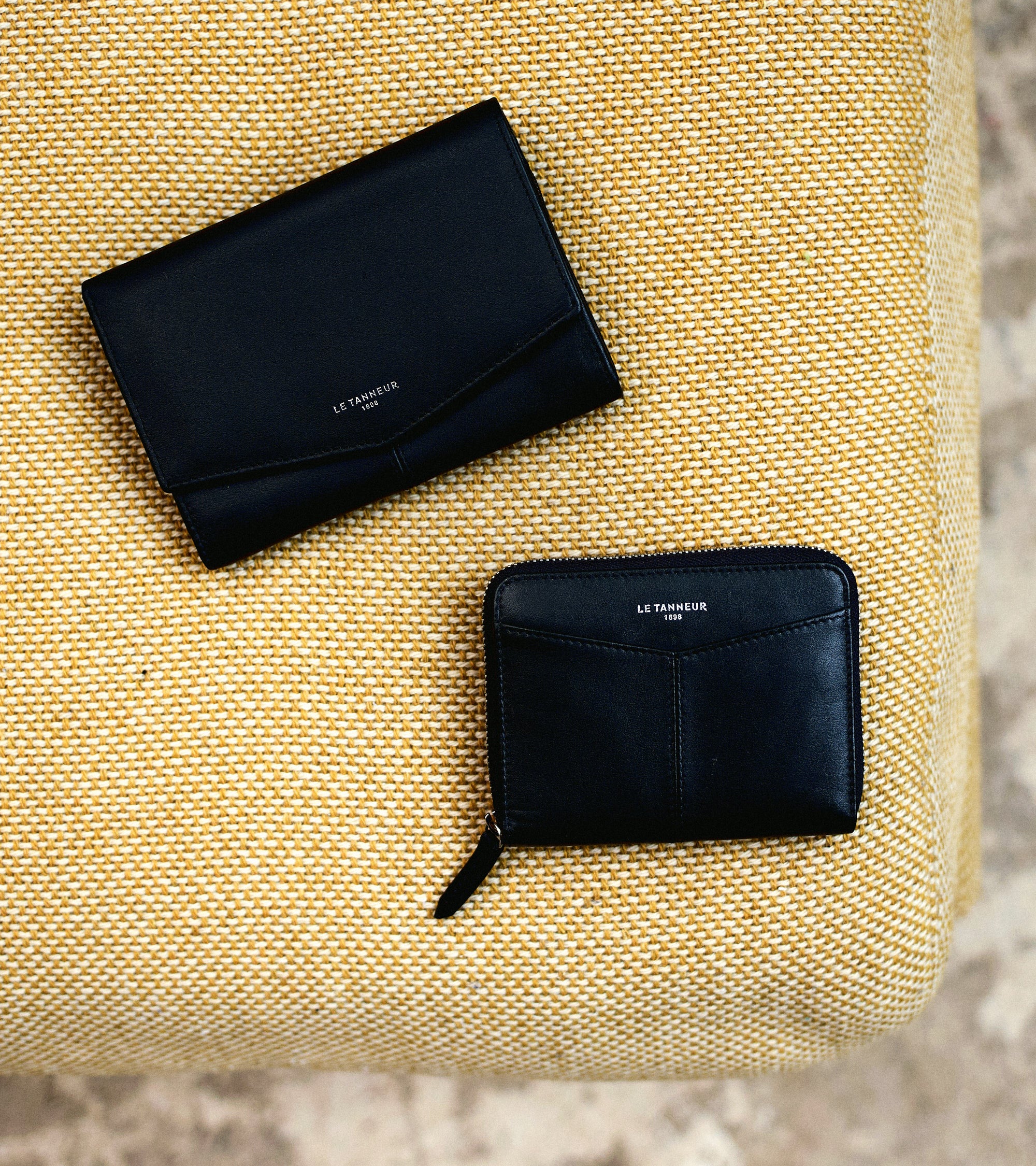 Charlotte zipped coin purse with removable card compartments in smooth leather