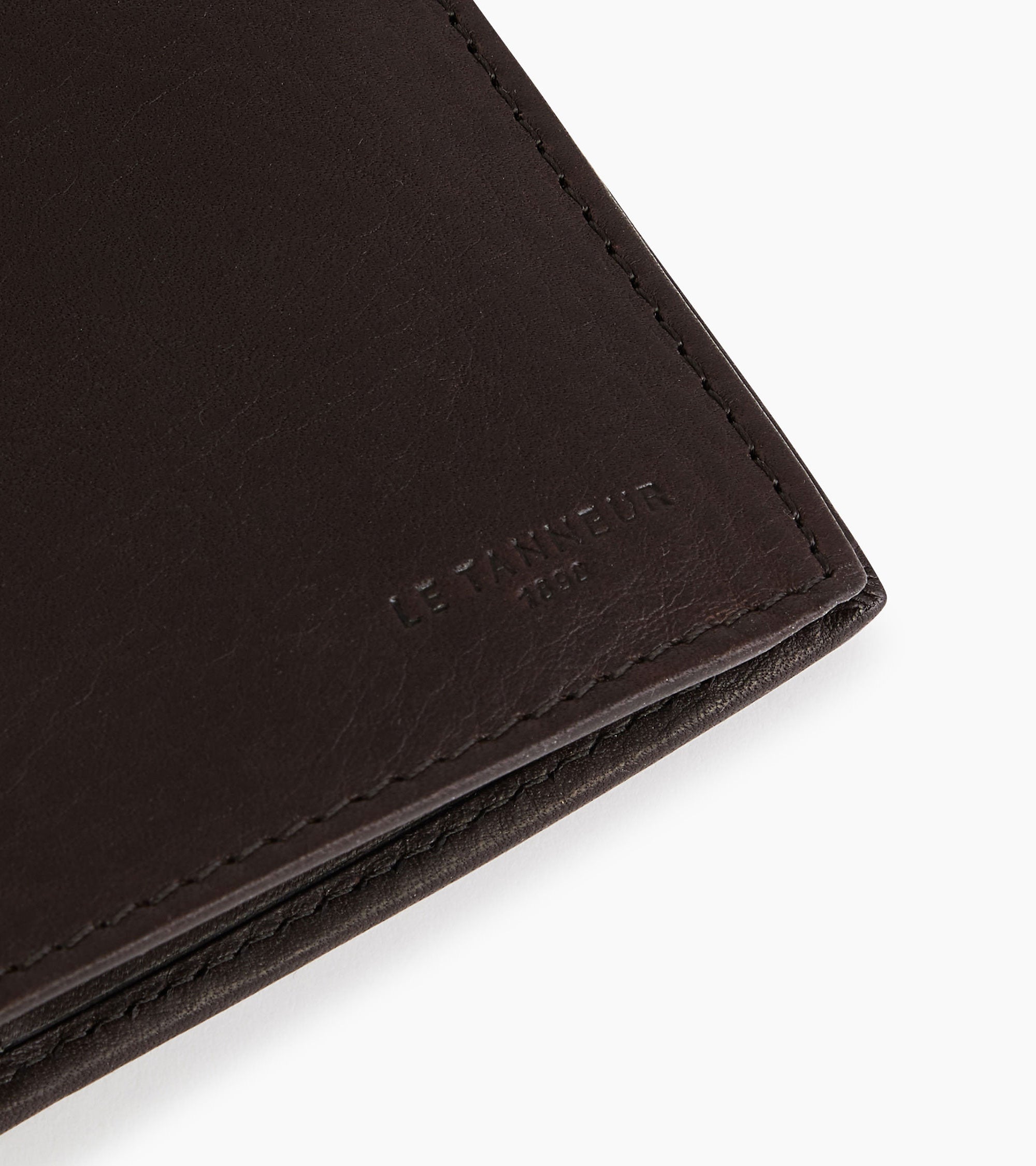 Zipped Gary wallet 2 shutters in oiled leather